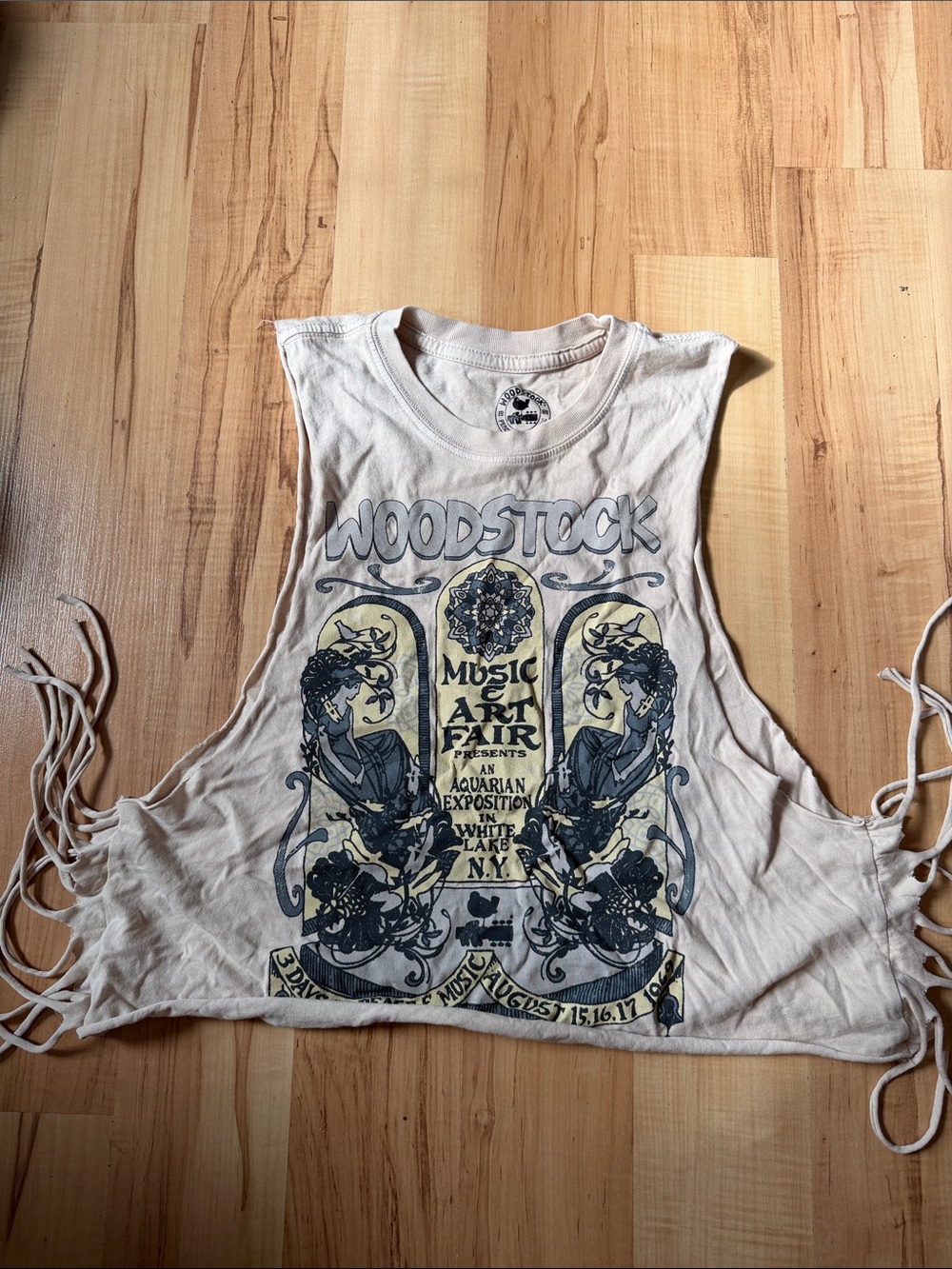 Woodstock Graphic Crop Top in Off-White
